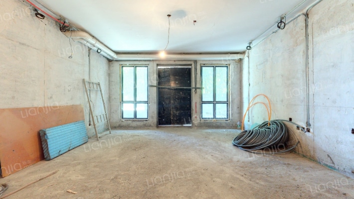 天恒半山世家二手房实景图