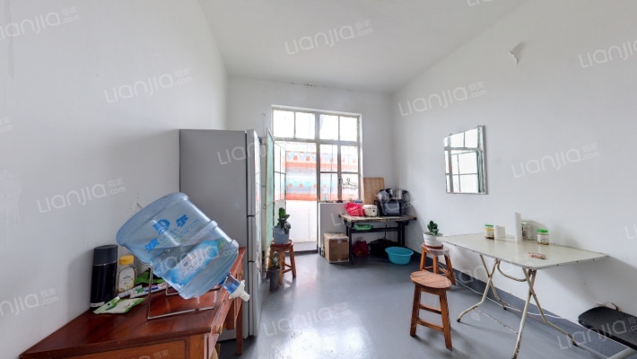 梅山灯光球场小区二手房实景图