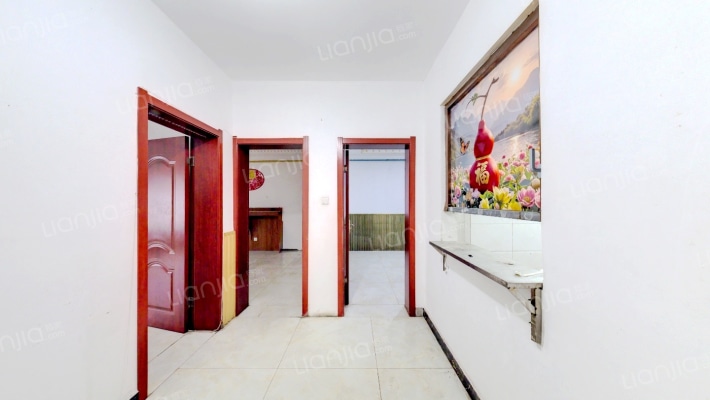 华新路劳动就业局宿舍二手房实景图