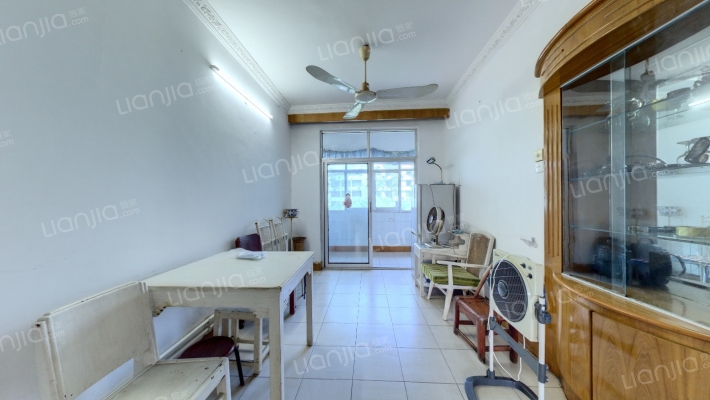 石化大院二手房实景图