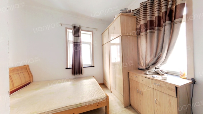 淮海路63号二手房实景图