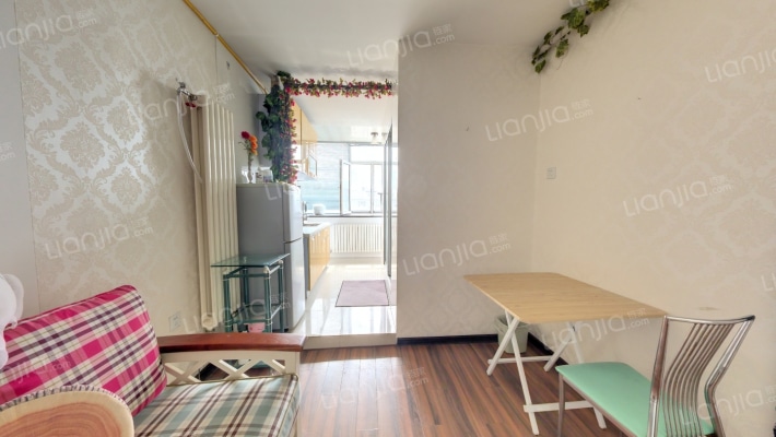 明德路小区二手房实景图