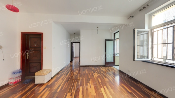 老年大学宿舍二手房实景图