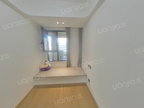 整租·云赋花园 4室2厅 南