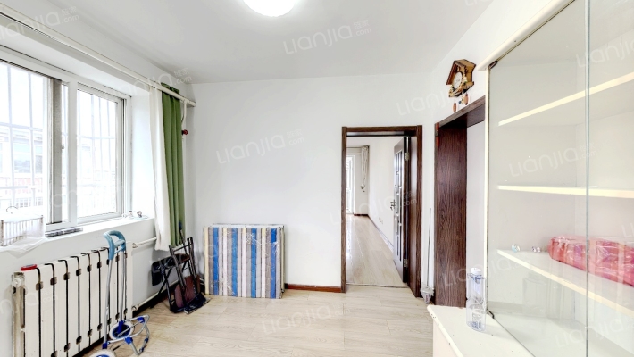 崔村一里二手房实景图