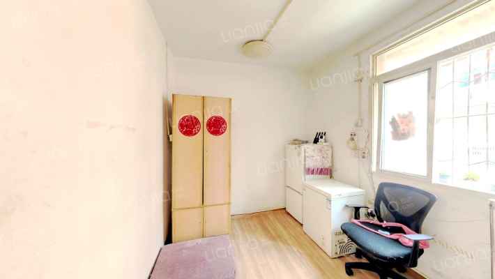 恒南小区二手房实景图