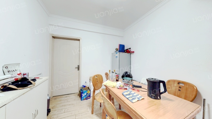 河定桥新苑二手房实景图