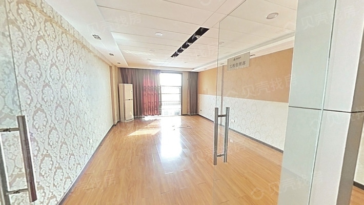 紫金城小区电梯高楼层复式中装修采光好-卧室