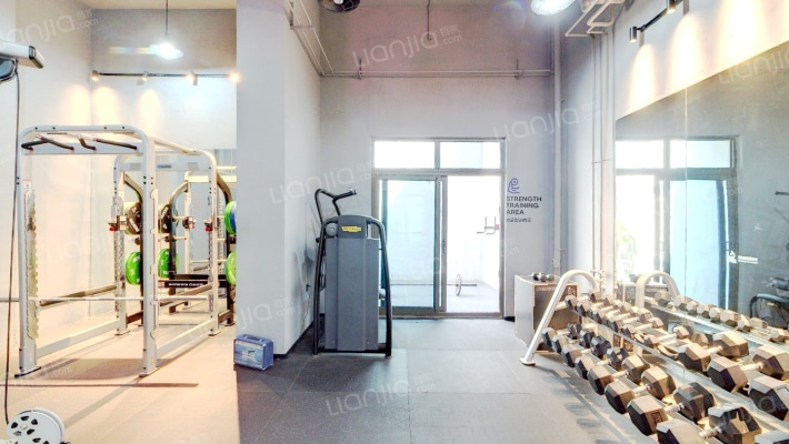 丈八三路5号绿地别墅区二手房实景图