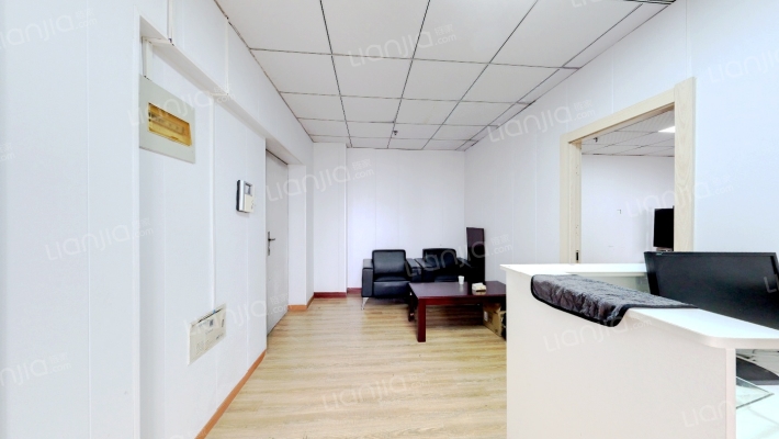 蓝筹国际二手房实景图