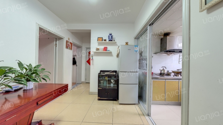 和平小区二手房实景图