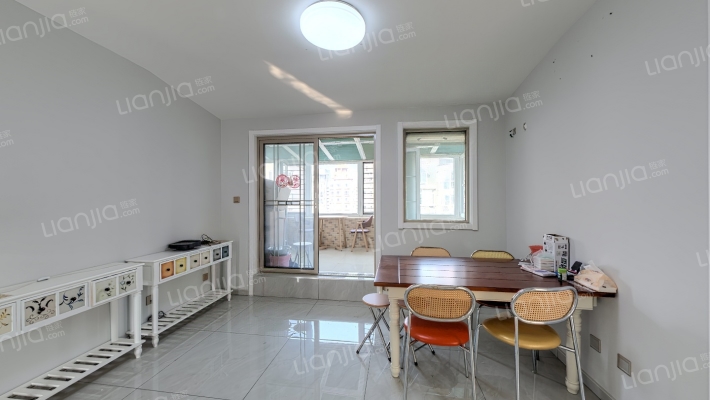 DBC加州小镇二手房实景图