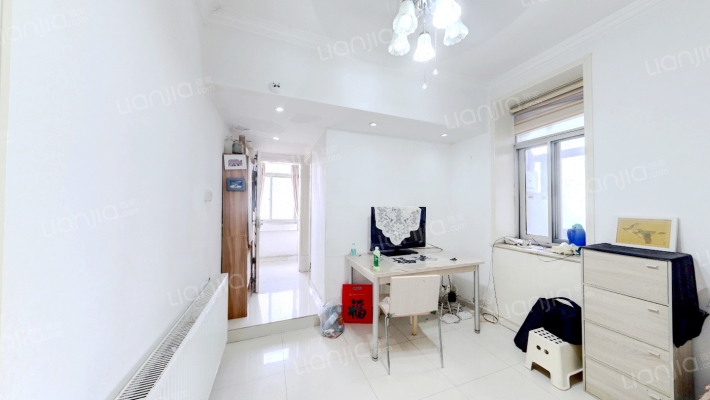 安庆路169号二手房实景图