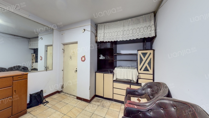 南阳路254号二手房实景图