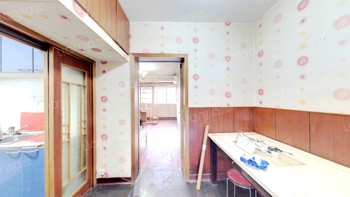 莺虹苑二手房实景图