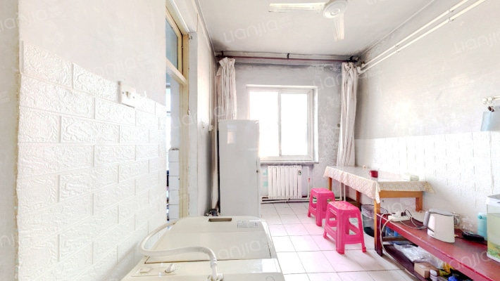 石辐小区二手房实景图