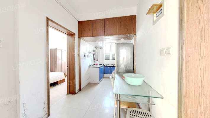 十字街126号二手房实景图