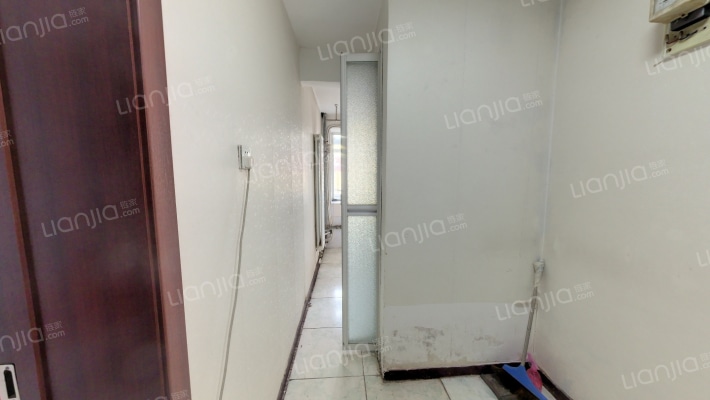 七段大楼二手房实景图