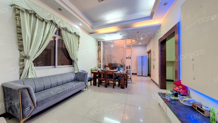 竹基街二手房实景图