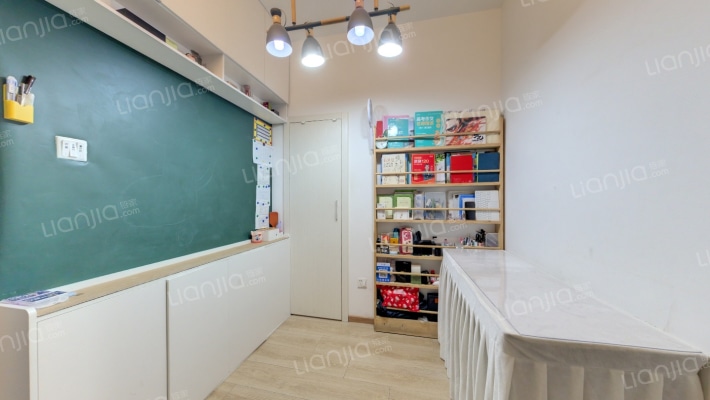 三义东里二手房实景图