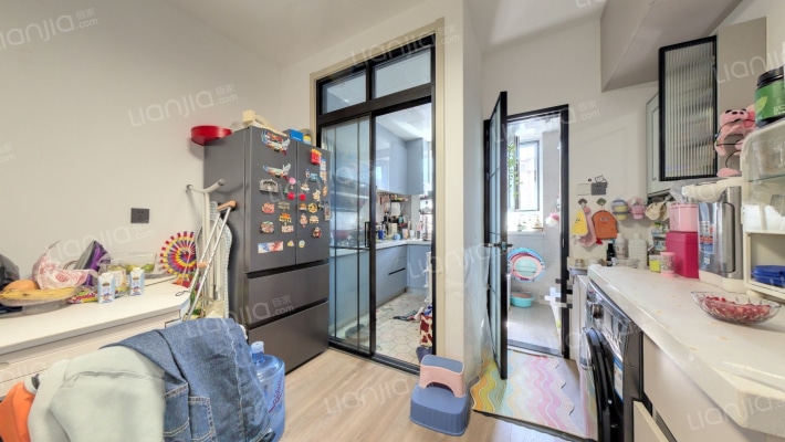 甜水园街二手房实景图