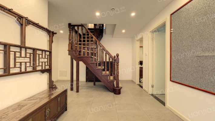 西山艺境3号院二手房实景图