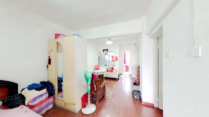 西城商住楼二手房实景图