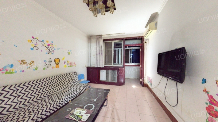 二零四社区二手房实景图