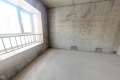 这套房子户型方正通透，南北采光效果很好