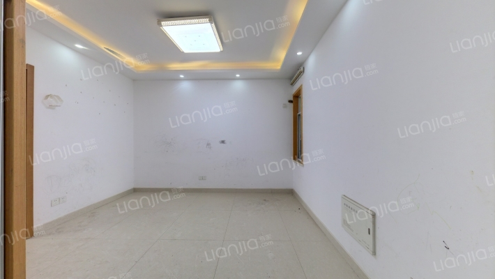 大西门街10号二手房实景图