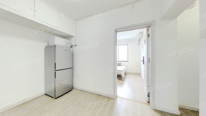 霞光里30号院二手房实景图