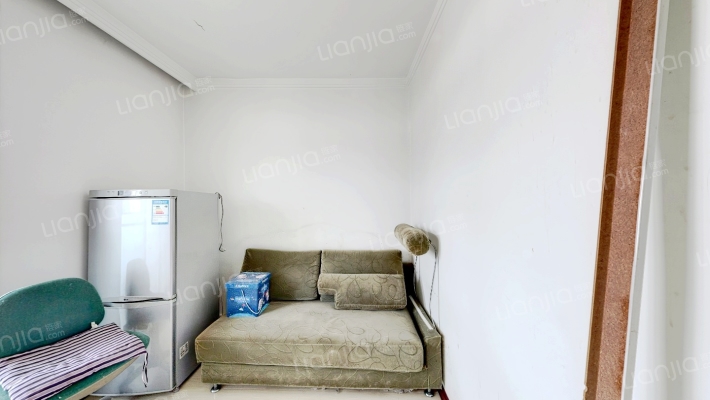 荆江西小区二手房实景图