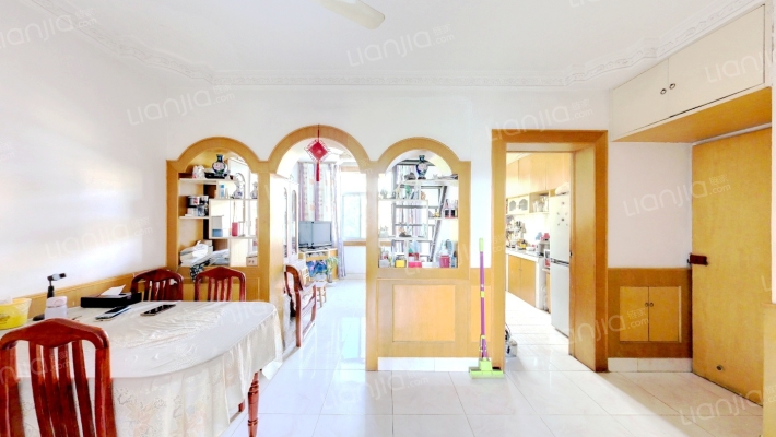 安农大五宿舍二手房实景图