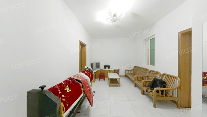 东湖花园小区二手房实景图