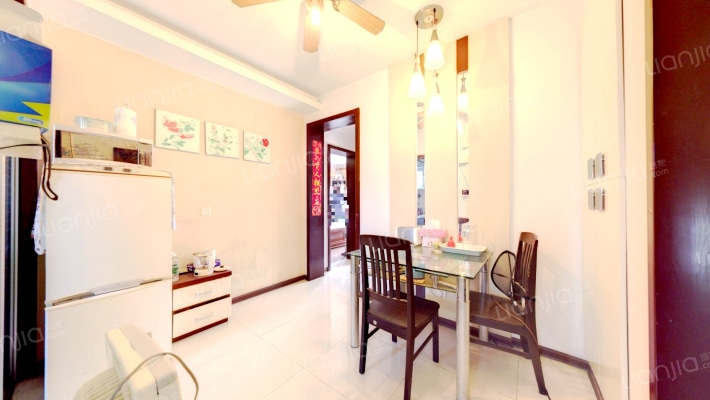 东大宿舍二手房实景图