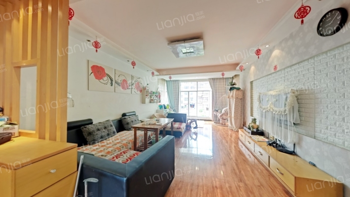 中央花园二手房实景图