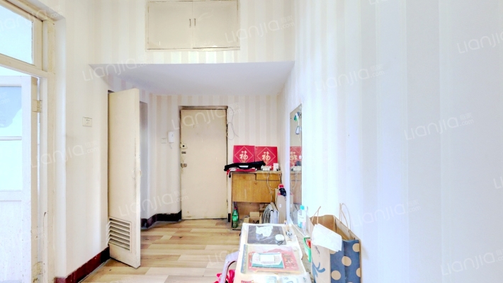 司法局宿舍二手房实景图