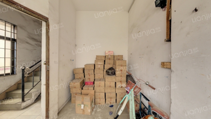 翠园路二手房实景图