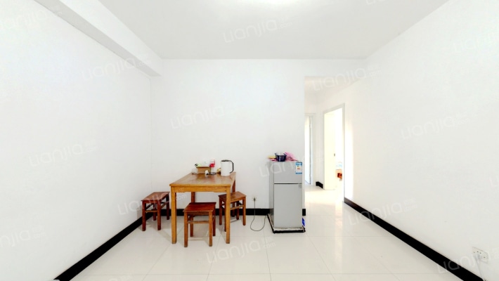 智格新怡家园二手房实景图