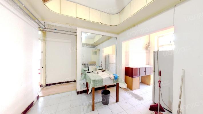 三轻楼二手房实景图