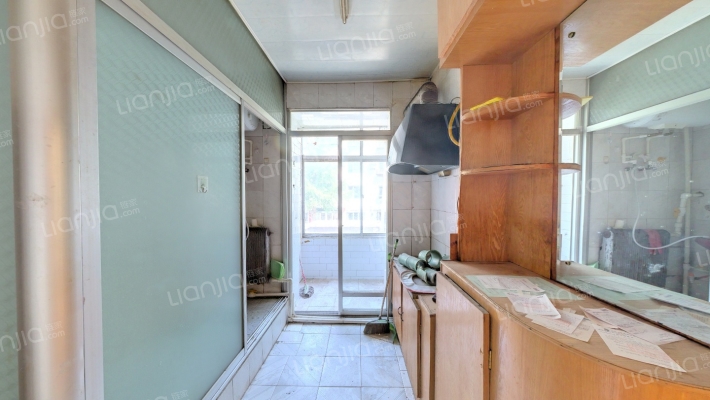 沈辽东路二手房实景图