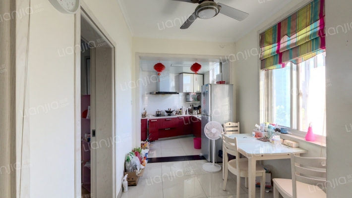 新华六村二手房实景图