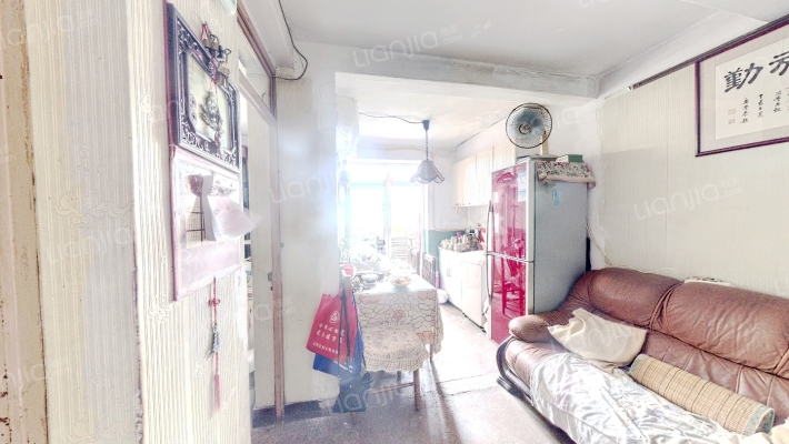 葆节楼二手房实景图