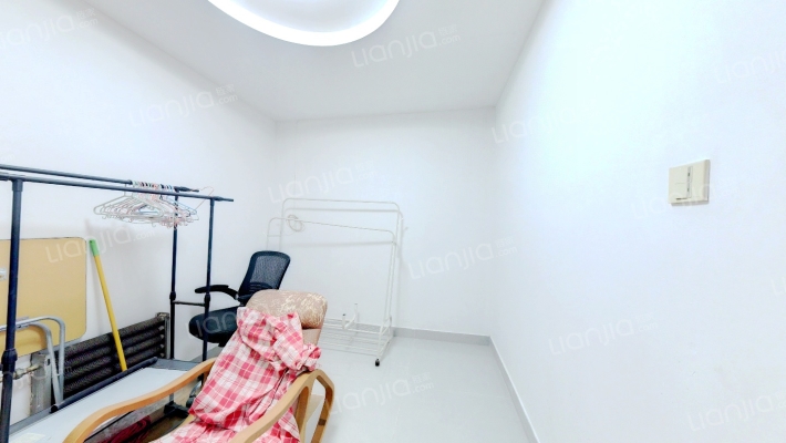 嘉泰花园二手房实景图