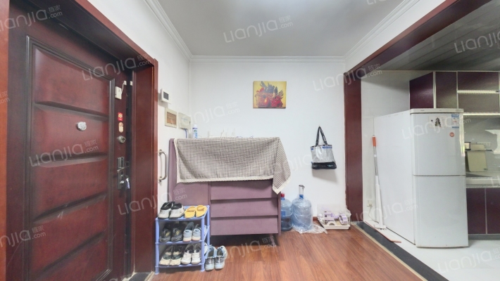 西航中心第2小区二手房实景图