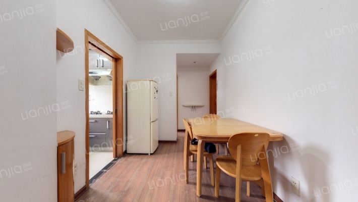 沿山河新村二手房实景图