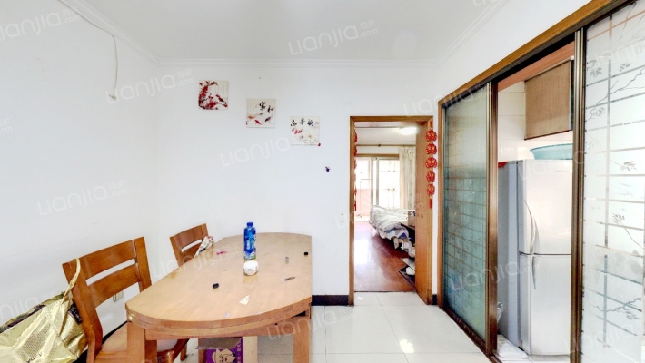 乔虹苑二手房实景图