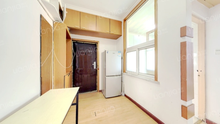 东南小区二手房实景图