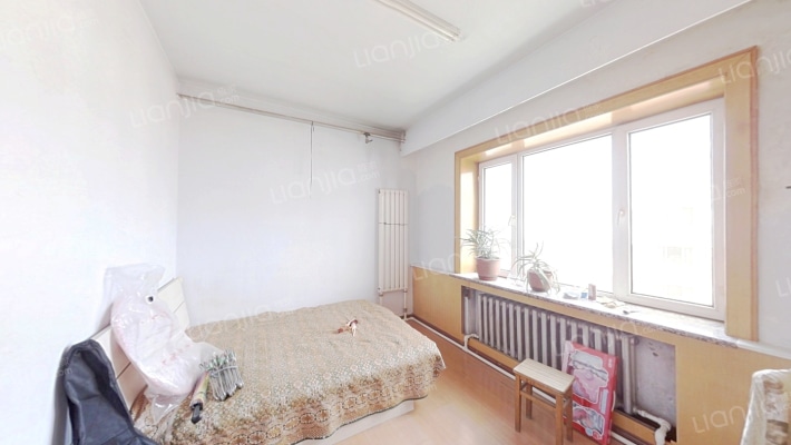 中医药大学家属楼二手房实景图