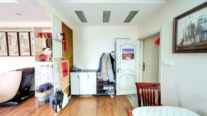 泉景天沅鸿园二手房实景图